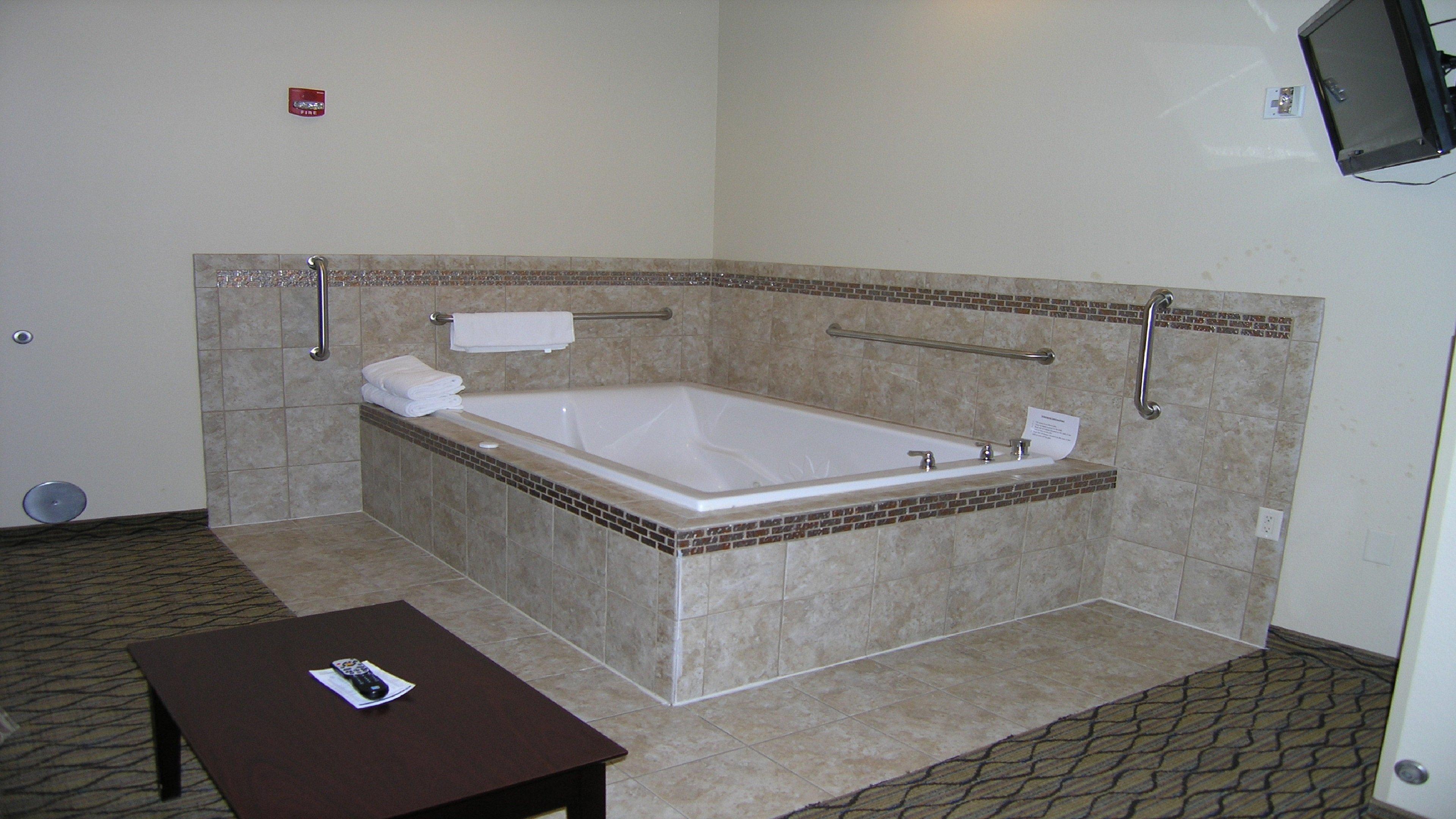 Belle Vernon Holiday Inn Express מראה חיצוני תמונה