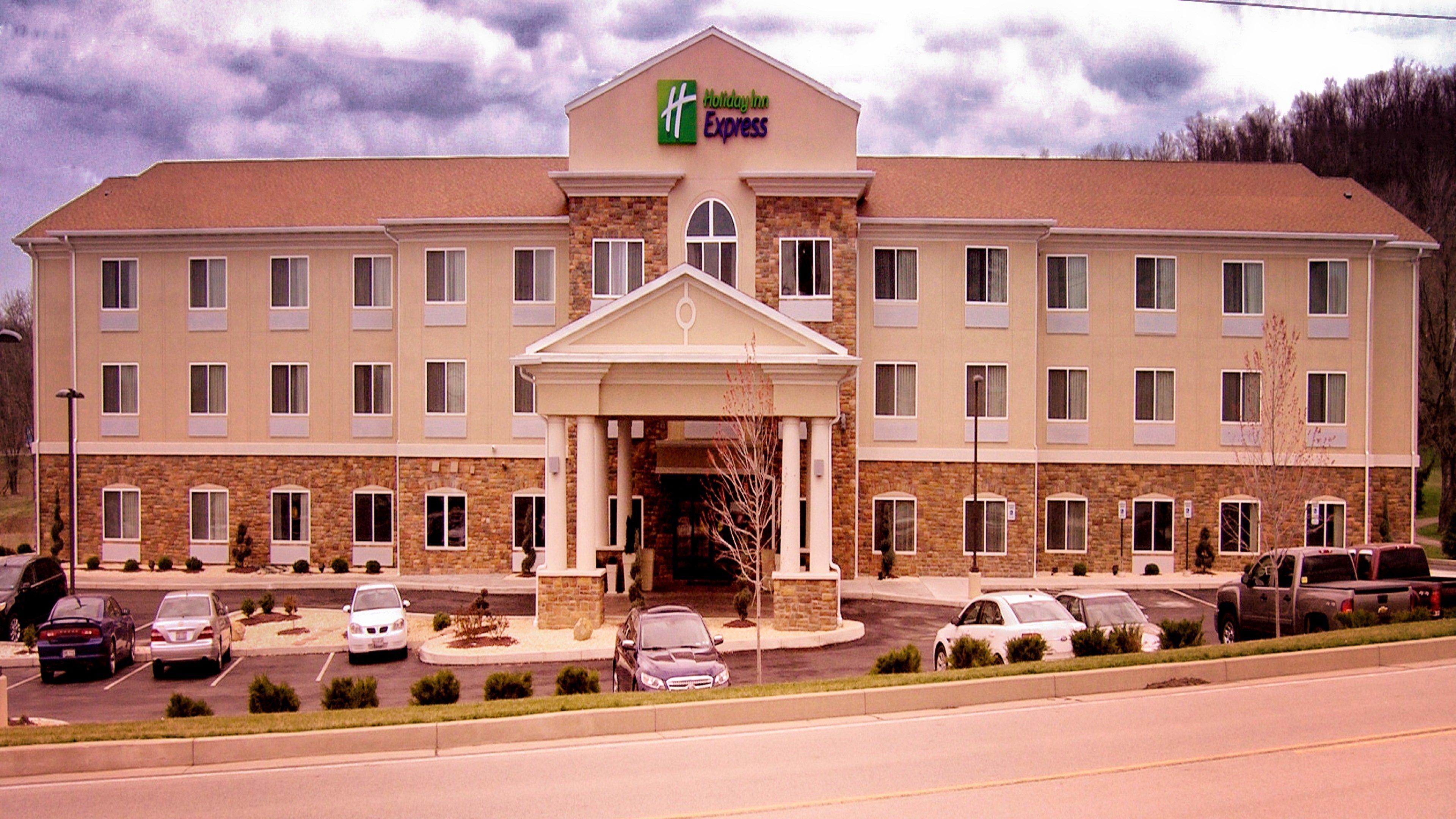 Belle Vernon Holiday Inn Express מראה חיצוני תמונה