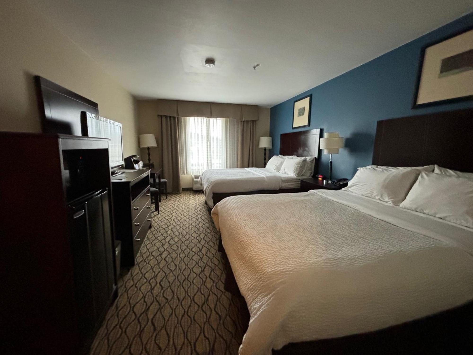Belle Vernon Holiday Inn Express מראה חיצוני תמונה